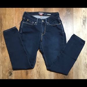 Levi’s Denizen jeans Curvy Skinny SZ 4